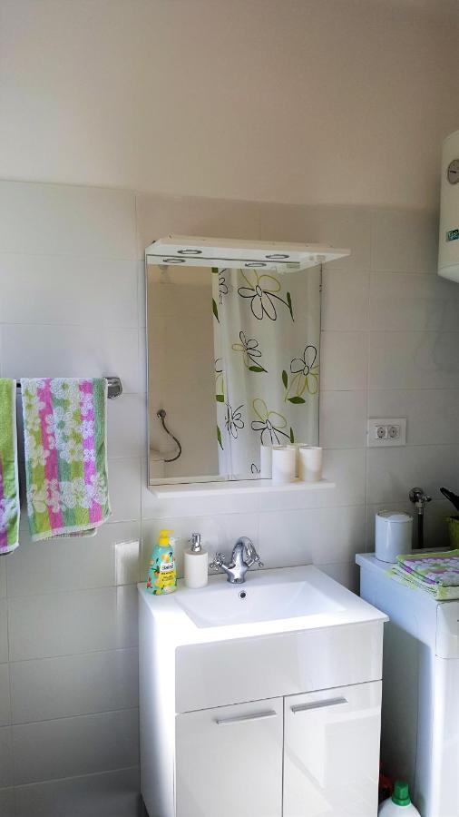 Apartment Dinka 巴斯卡 外观 照片
